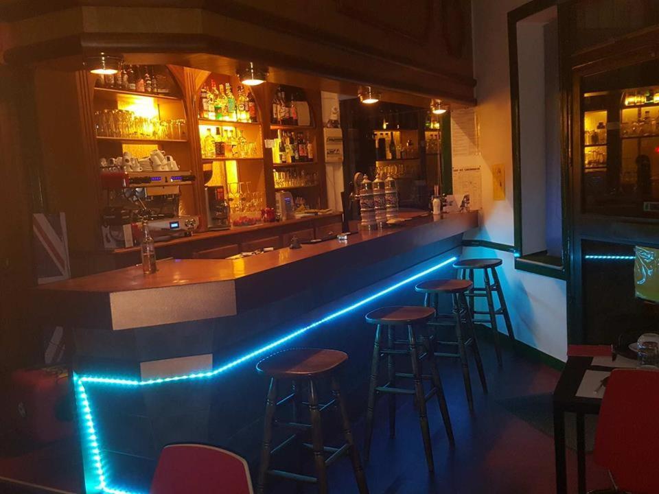 Hotel Gambetta Saint-Malo Bagian luar foto