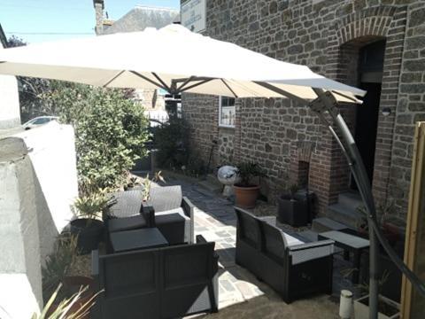 Hotel Gambetta Saint-Malo Bagian luar foto